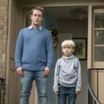 HBO 드라마 'The Righteous Gemstones'의 화려한 게스트 출연진을 통해 영어를 배우고 즐거움을 느껴보세요! 명장면 속 영어 표현과 핵심 어휘를 익히고, 나만의 문장으로 연습하며 영어 실력을 향상시키세요.