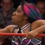 AEW Collision 여성 디비전의 빛나는 순간들을 영어 표현과 함께 살펴보세요! 경기 분석, 핵심 어휘, 연습 과제를 통해 영어 실력도 향상시키고, AEW의 매력에 푹 빠져보세요.