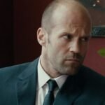 제임스 본드 팬들을 위한 넷플릭스 스릴러 영화 추천! 액션, 스릴, 첩보 영화를 통해 영어 공부도 함께! 주요 영어 표현과 함께 영화 감상평을 공유하고, 나만의 스파이 영화 대사를 만들어보세요.