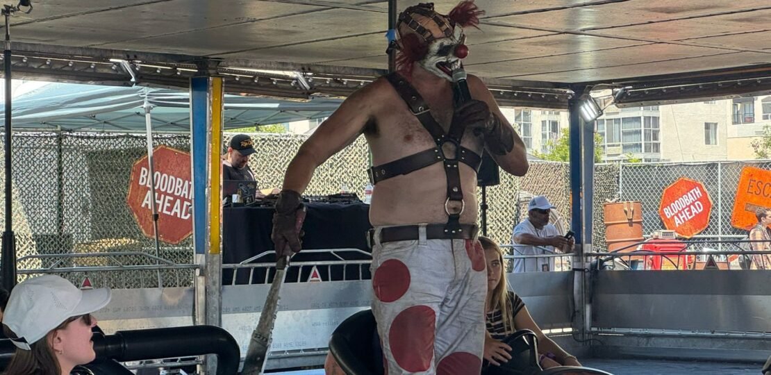 twisted-metal-bump-scares-at-san-diego-comic-con-%ec%83%8c%eb%94%94%ec%97%90%ec%9d%b4%ea%b3%a0-%ec%bd%94%eb%af%b9%ec%bd%98%ec%9d%84-%ea%b0%95%ed%83%80%ed%95%9c-%ed%8a%b8%ec%9c%84%ec%8a%a4