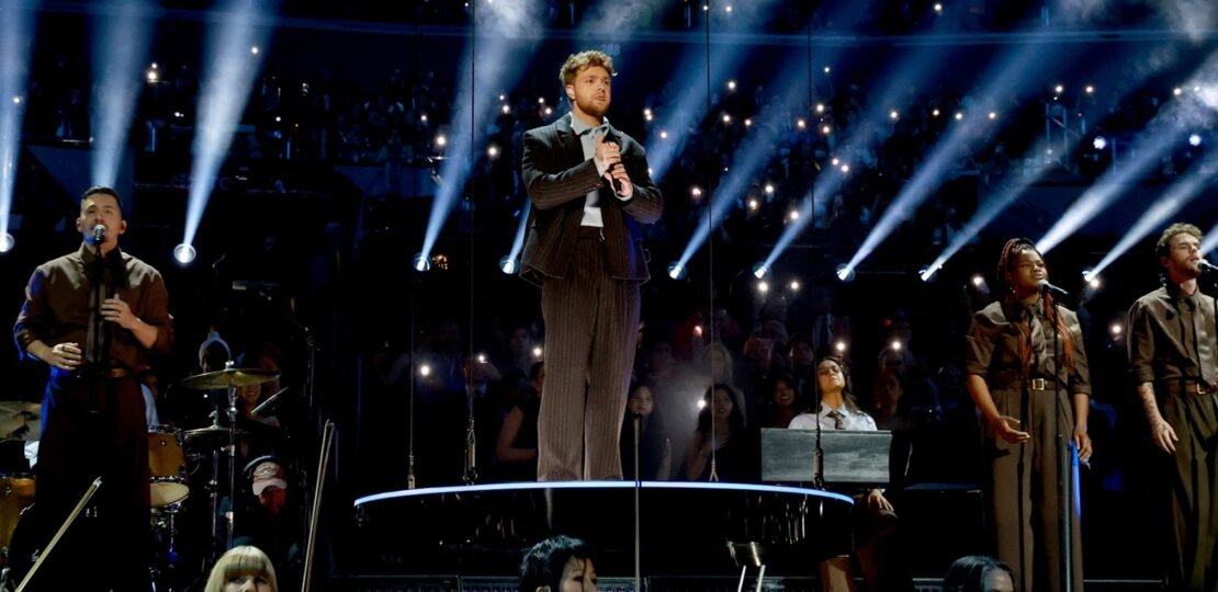 Alex Warren – Grammys Performance Malfunction & Emotional Recovery