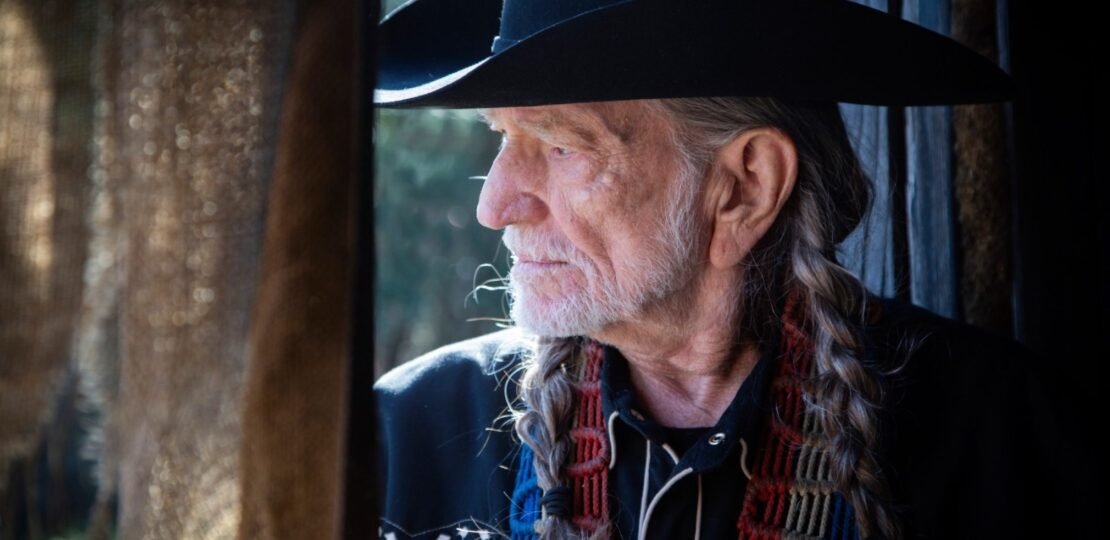 Willie Nelson Is Now 93. Here’s What Keeps Him Going. – On The Road Again (Willie Nelson)