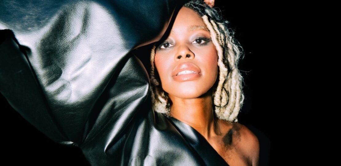 Nashville Singer Crystal Rose Likes to Make Music on the ‘Cloudy’ Side